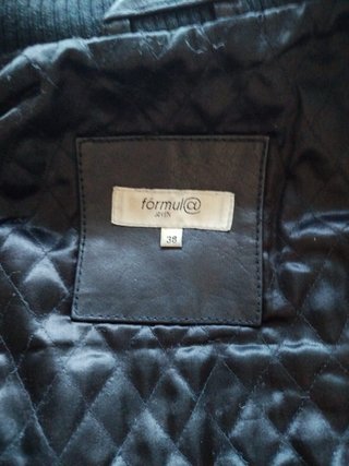 Chaqueta de cuero negra