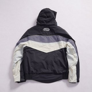 Nike x NOCTA DLMTS 8000 Chaqueta Negra
