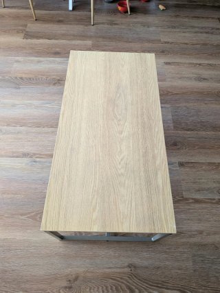 Mesa de centro madera con estructura metálica