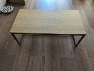 Mesa de centro madera con estructura metálica