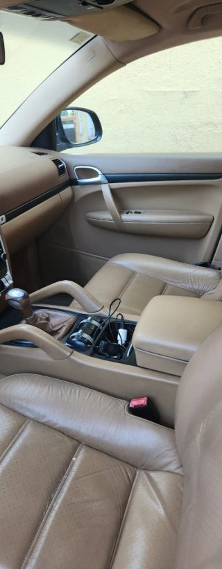 Porsche Cayenne 2004