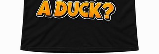 Camiseta Do I Look Like I Give a Duck?