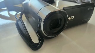 Sony Handycam HDR-CX240 Negra