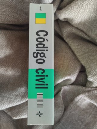 Código Civil, edición 2001