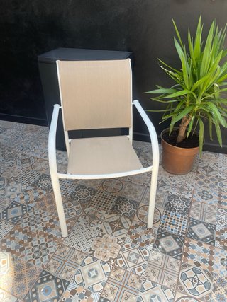 Sillón exterior tela y metal blanco