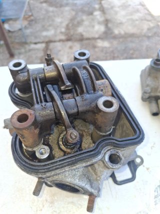 Cilindro y culata Honda Dylan