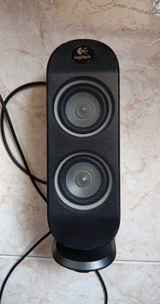 Logitech X-530 5.1 Altavoces
