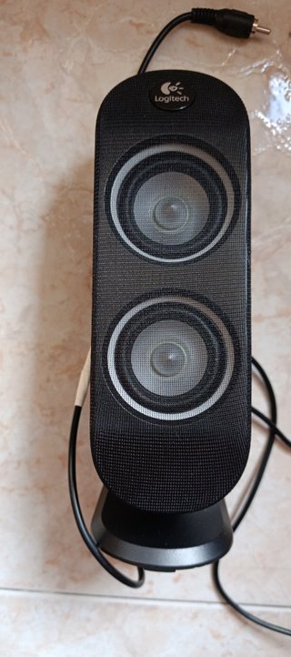 Logitech X-530 5.1 Altavoces