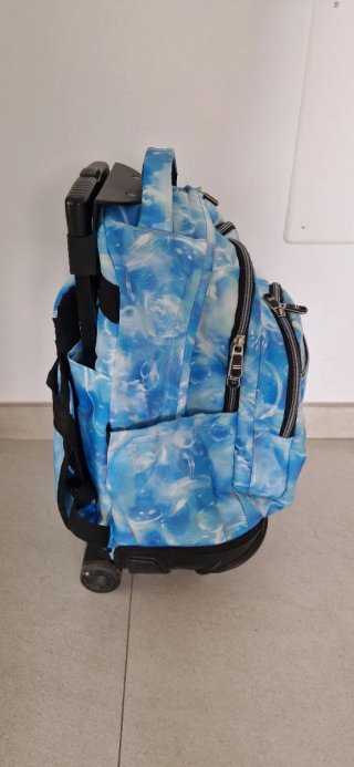 Mochila Totto con ruedas y estampado