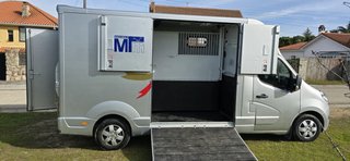 Furgoneta transporte 2 caballos MTM