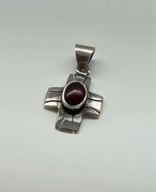 Colgantes de plata con piedras