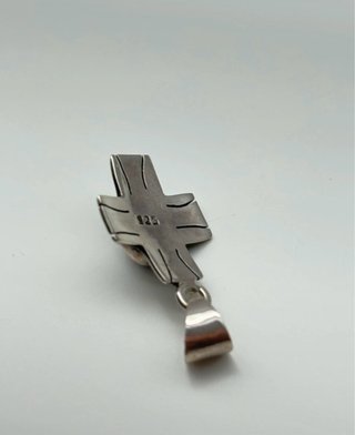 Colgantes de plata con piedras