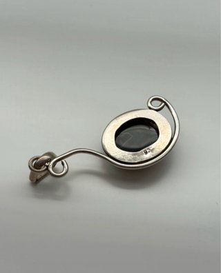 Colgantes de plata con piedras