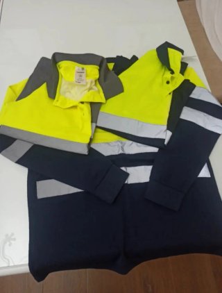 Ropa de trabajo Velilla 10€ por piezas
