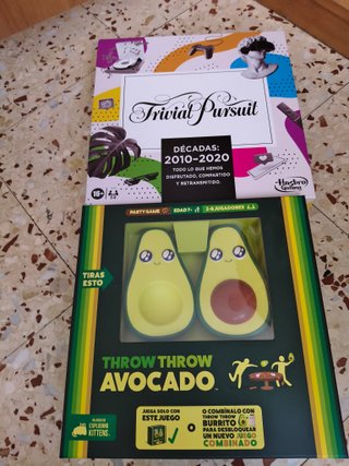 Juegos Trivial Pursuit y Throw Throw Avocado
