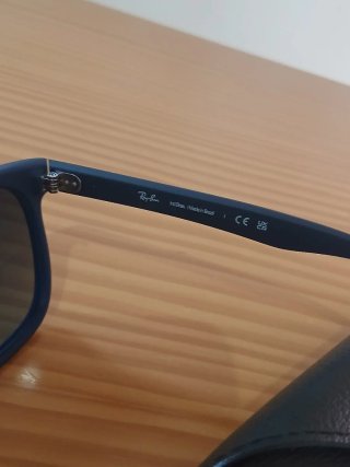 Gafas de sol Ray Ban RB4184 Azul Mate