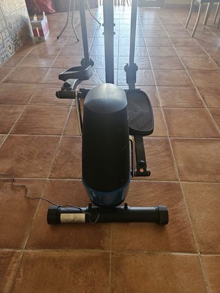 Bicicleta Elíptica Negra y Azul