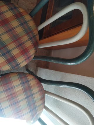 4 Sillas de Mimbre