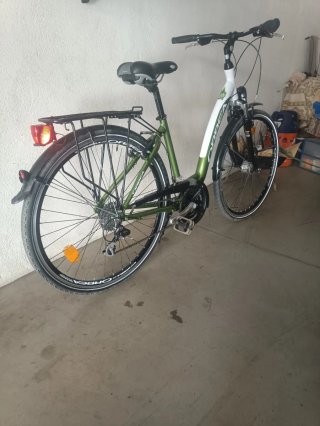 Bicicleta Orbea Verde y Blanca