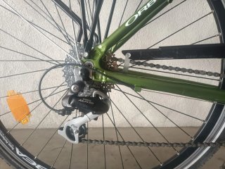 Bicicleta Orbea Verde y Blanca