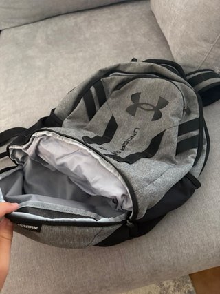 Mochila Under Armour Hustle 5.0 29L Gris/Negra