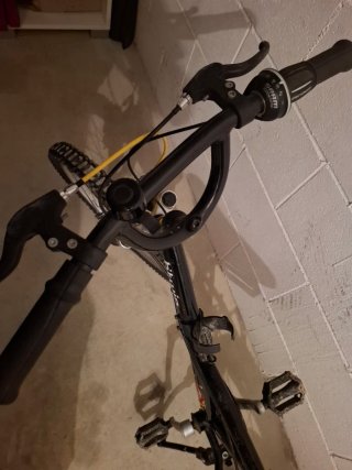 Bicicleta infantil Btwin negra