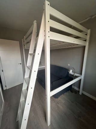 Cama juvenil alta Madera maciza.
