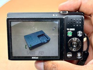 Cámara Nikon Coolpix S570 12MP + Accesorios