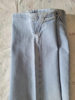 Pantalón Cropped Skinny marca Salsa azul claro