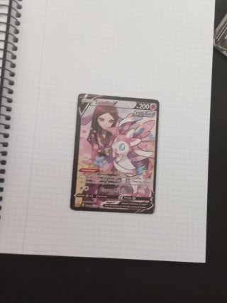 Carta Pokémon Sylveon V