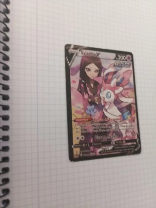 Carta Pokémon Sylveon V