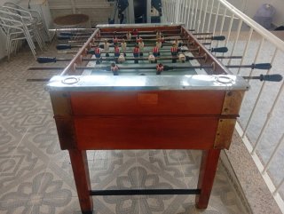 Futbolín de madera (ubicación en Tenerife)