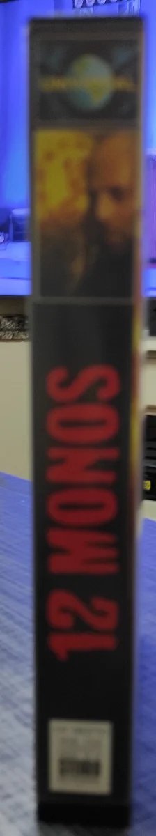 12 Monos VHS (Español)
