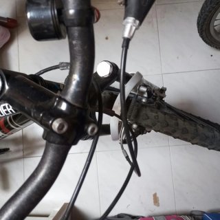 Bicicleta Montaña Rockrider Negra y roja