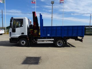 Iveco EUROCARGO ML 100E22-CAMIONES GRUAS