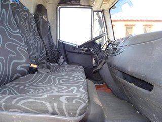 Iveco EUROCARGO ML 100E22-CAMIONES GRUAS