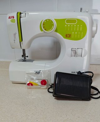 Máquina de coser Alfa Inizia