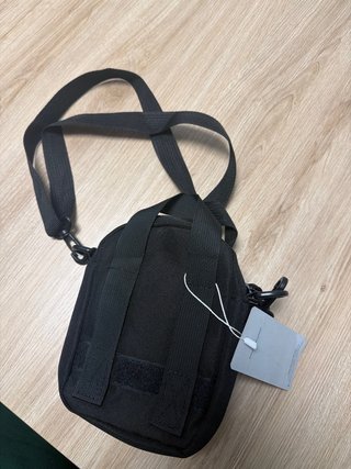Riñonera Carhartt Negra