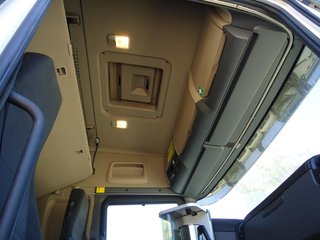 Scania R 730-CAMIONES CON GRUA