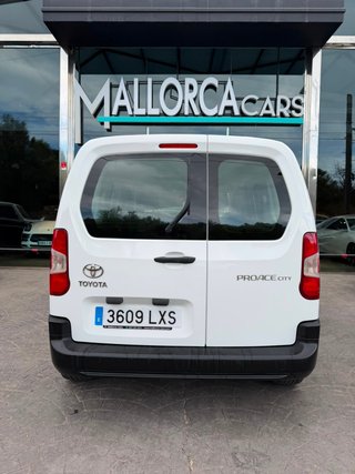 Toyota Proace City 1.5D 75kW (100CV) VX Media