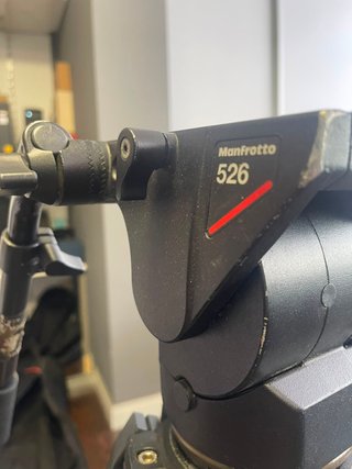 Trípode Manfrotto 526