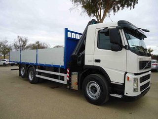 Volvo FM 360--CAMIONES CON GRUA