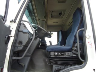 Volvo FM 360--CAMIONES CON GRUA
