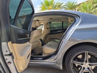 VENDO O INTERCAMBIO BMW Serie 7 2010 F 01