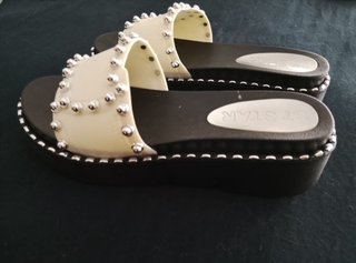 Sandalias 37 STAR plateadas y pedrería