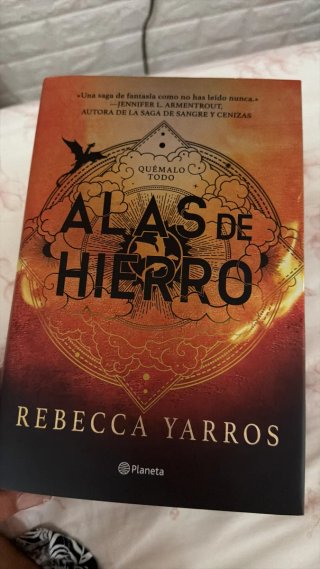 Alas de sangra, hierro y Onix. Primeras ediciones