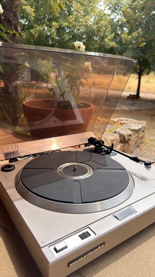 Tocadiscos Marantz TT2000 - Como Nuevo