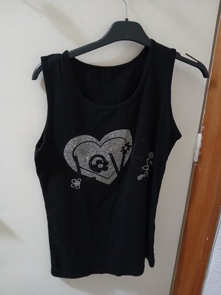 Camiseta sin mangas con pedrería