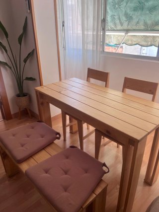 Mesa comedor LUFE con 2 sillas y banco