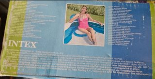 Piscina Intex con asientos Tipo jacuzzi  Nueva